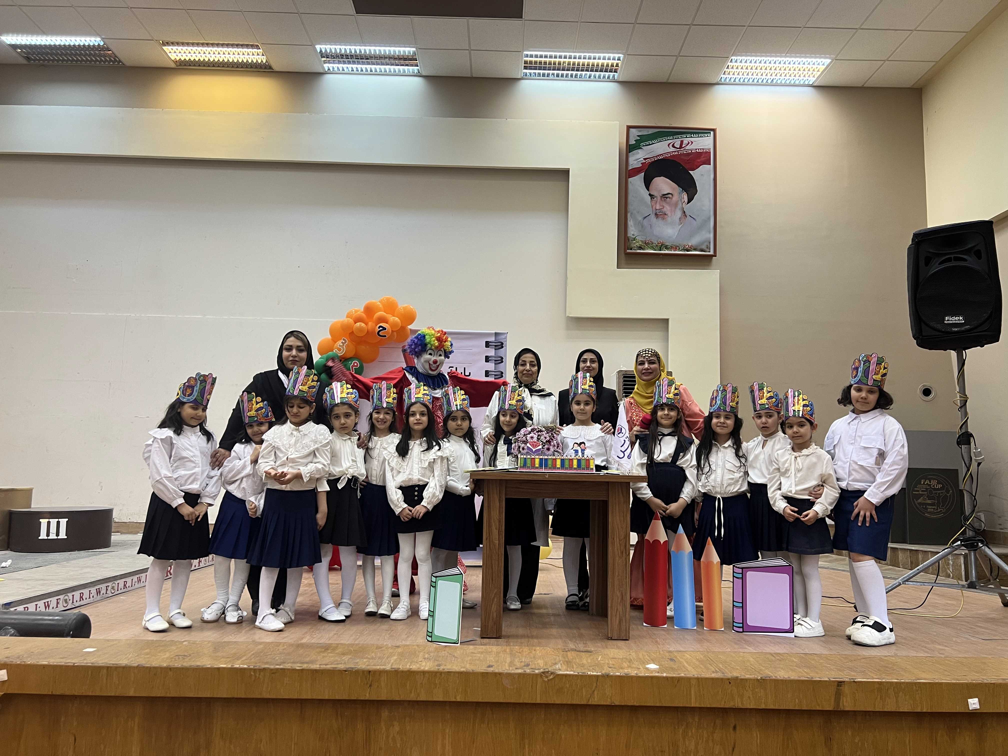 جشن الفبا پایه اول  و پیش دبستان 1404-1403